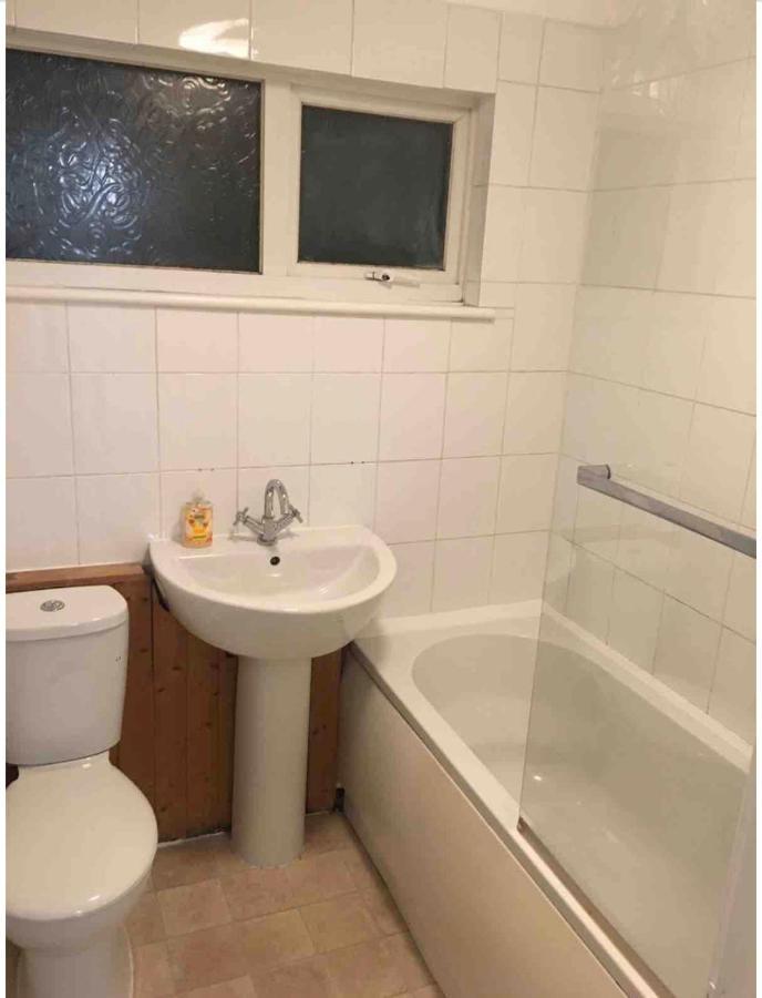 Eastbourne Large Double Room With Wifi & Kitchen Polegate Exterior photo